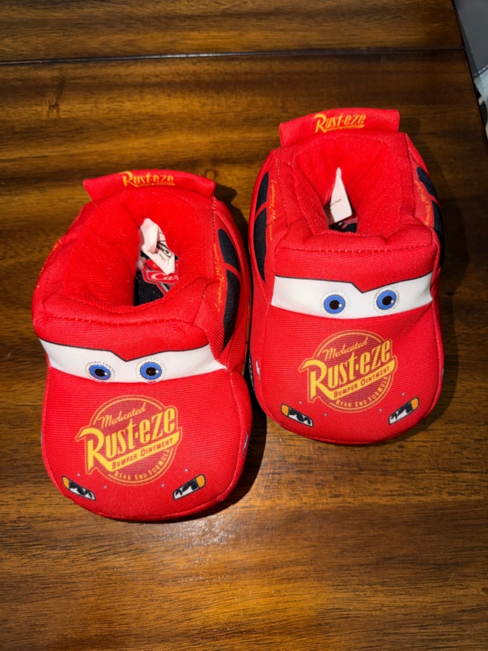 Rust-eze Lightning McQueen Red Light-up Baby House Slippers